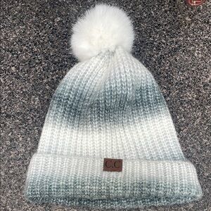 C.C White and Gray Ombre Knit Hat with Pom-Pom